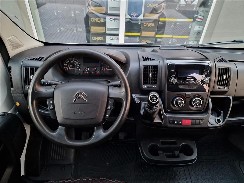 Citroën Jumper 2.2HDi L2H2 103kW,6míst,1.Maj - fotka 12 z 41