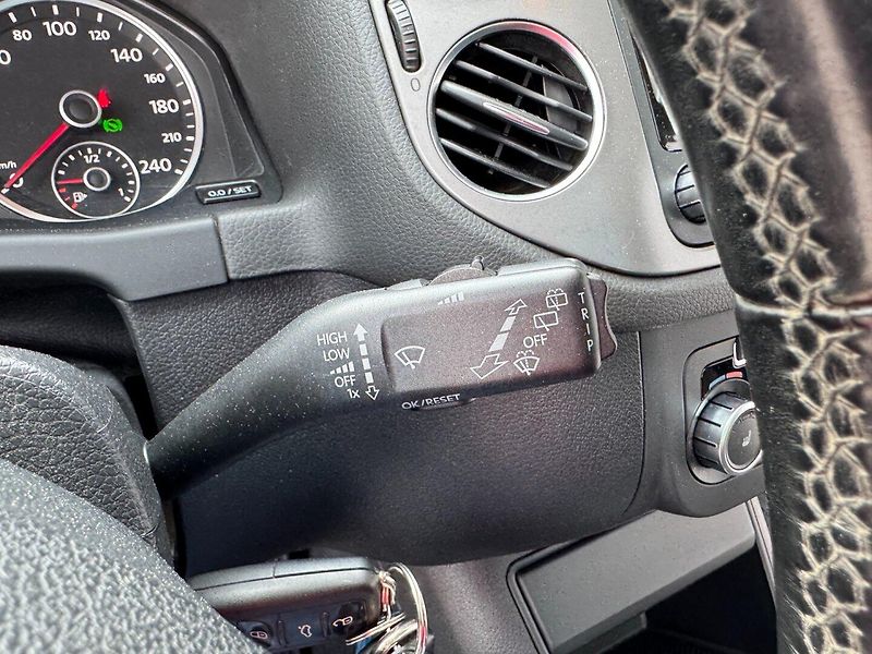 Volkswagen Tiguan (2010) 2.0TDi,4x4,Automat,Tažné - fotka 24 z 39