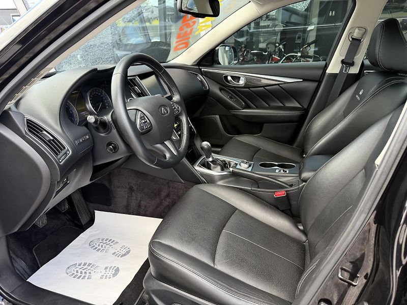 Infiniti Q50 2,2 Diesel 125kW REZERVACE - fotka 16 z 45