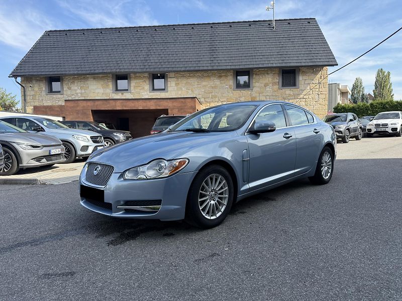 Jaguar XF 2.7D 152 kW - fotka 3 z 22