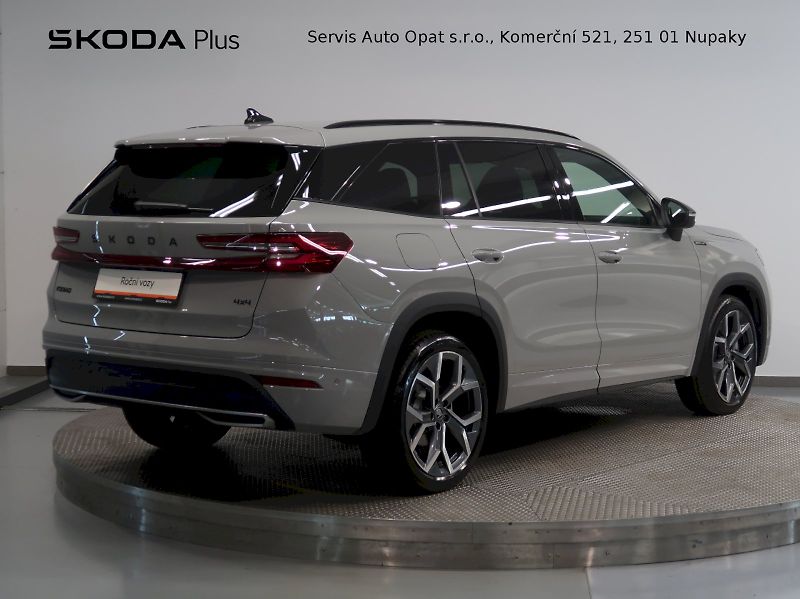 Škoda Kodiaq (2026) SPORTLINE 2.0TDI 142KW 4x4 DSG - fotka 2 z 49