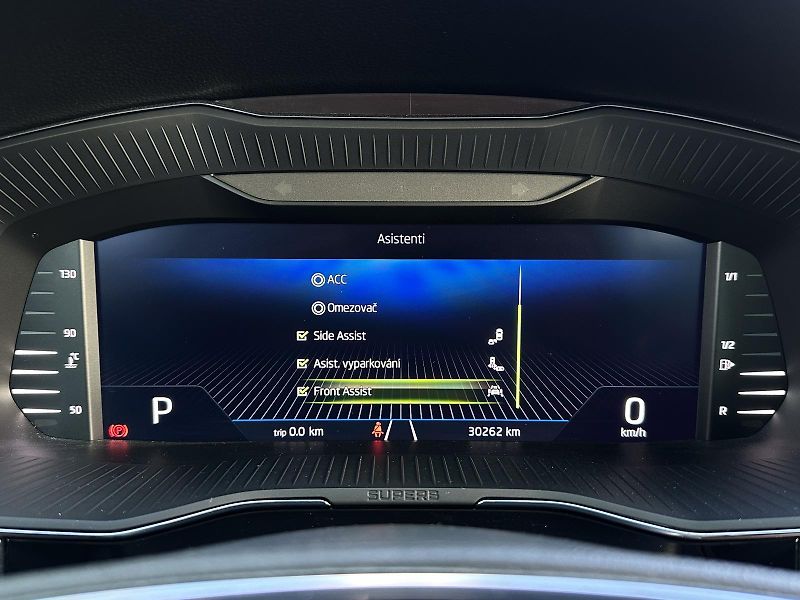 Škoda Superb Combi Style+ 2.0TDi 150PS DSG - fotka 23 z 47