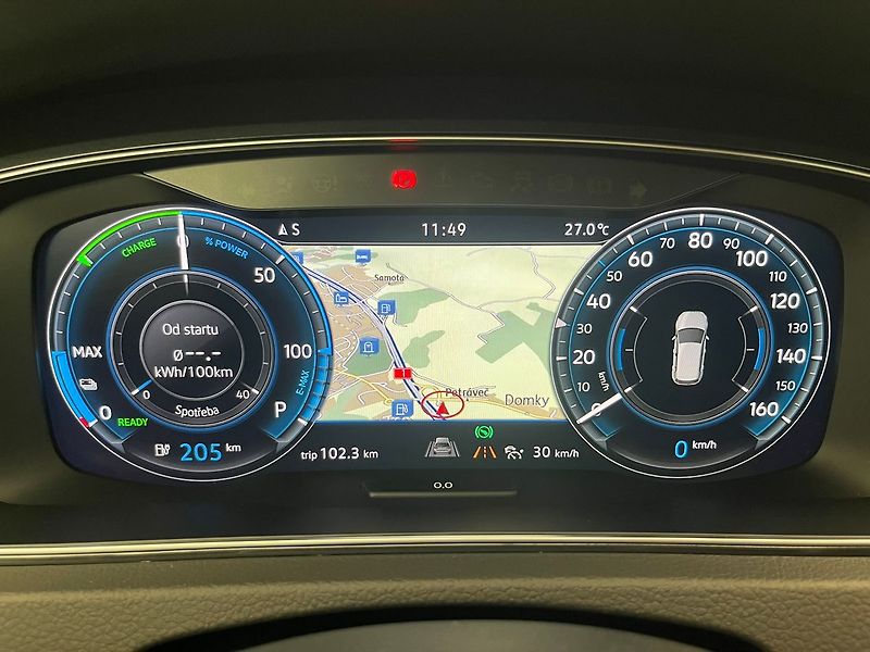 Volkswagen e-Golf 93,1% SoH, tep.čerp. virtual k - fotka 14 z 95