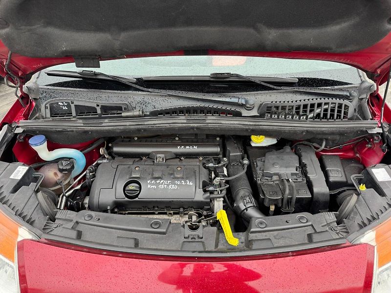 Citroën C3 Picasso (2011) 1,4i 70 KW - fotka 29 z 33