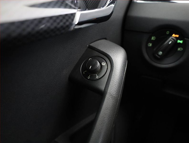 Škoda Octavia (2015) RS 2.0 TDI, Automat, Kůže - fotka 18 z 20
