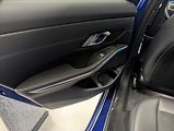 BMW Řada 3 320 i xDrive - náhled 25