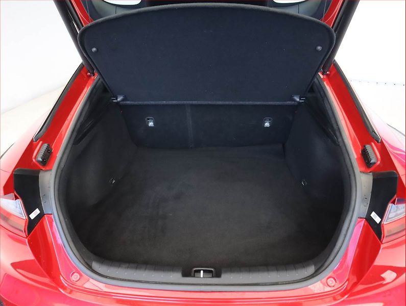 Kia Stinger (2019) 2.0 T-GDI, Automat, Kůže, Navi - fotka 14 z 23