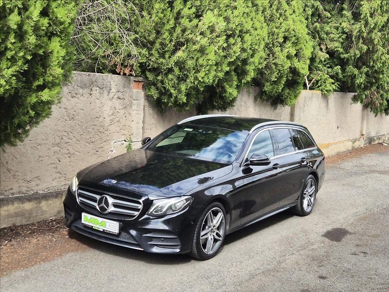 Mercedes-Benz Třídy E 220d*4M*AMG*head-up*webast - fotka 1 z 43