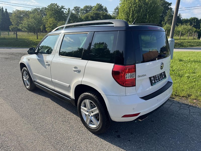 Škoda Yeti 1.4 TSI MONTE CARLO 2015 - fotka 7 z 14