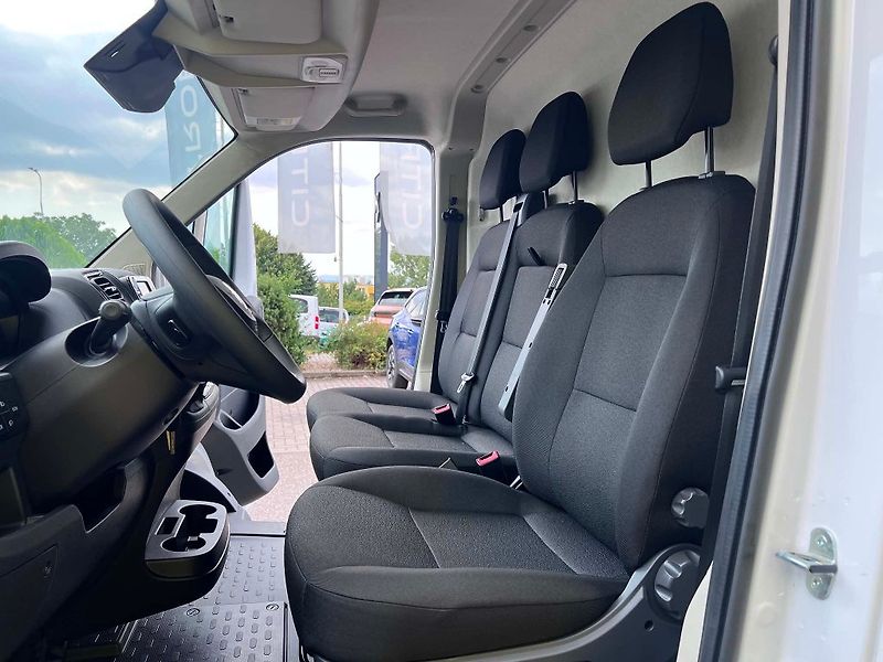 Opel Movano (2026) Van 3500 L3H2 140k MT6 RHINO - fotka 39 z 40