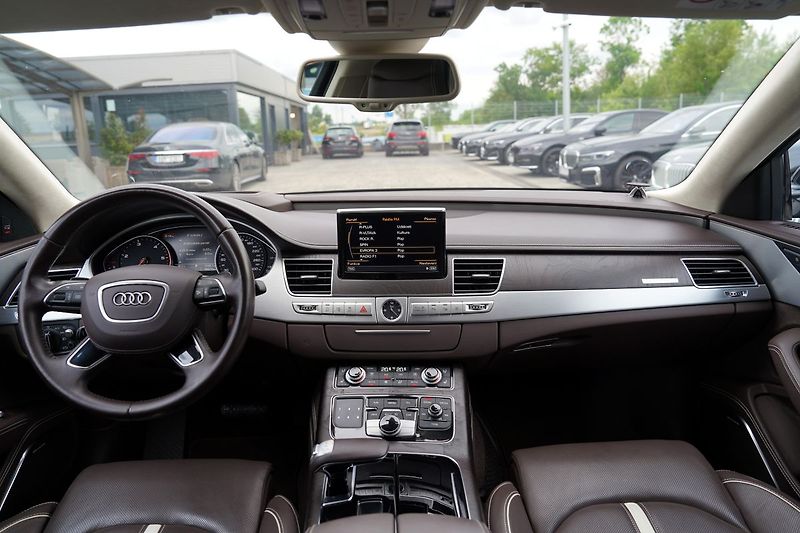 Audi A8 3.0 TDI Quattro/Tiptr./Matrix/ - fotka 23 z 50