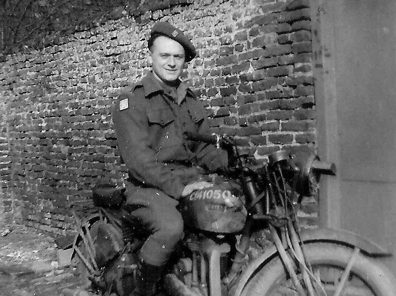 Motocykl BSA M20.