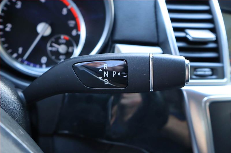 Mercedes-Benz Třídy M (2014) ML 350 BlueTEC, 4X4, Automat - fotka 13 z 28