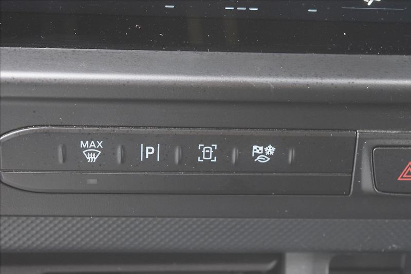 Ford Transit Custom 2,0 TDCI 81KW ODPOČET DPH - fotka 41 z 47
