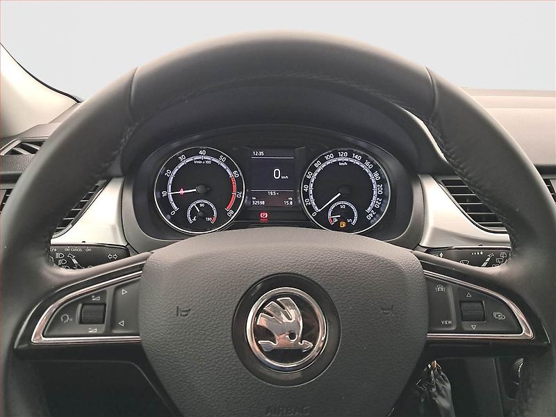 Škoda Rapid (2019) Ambition Plus 1.0 TSI - fotka 16 z 16