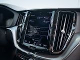 Volvo XC60 B4 AWD Momentum Pro - náhled 13