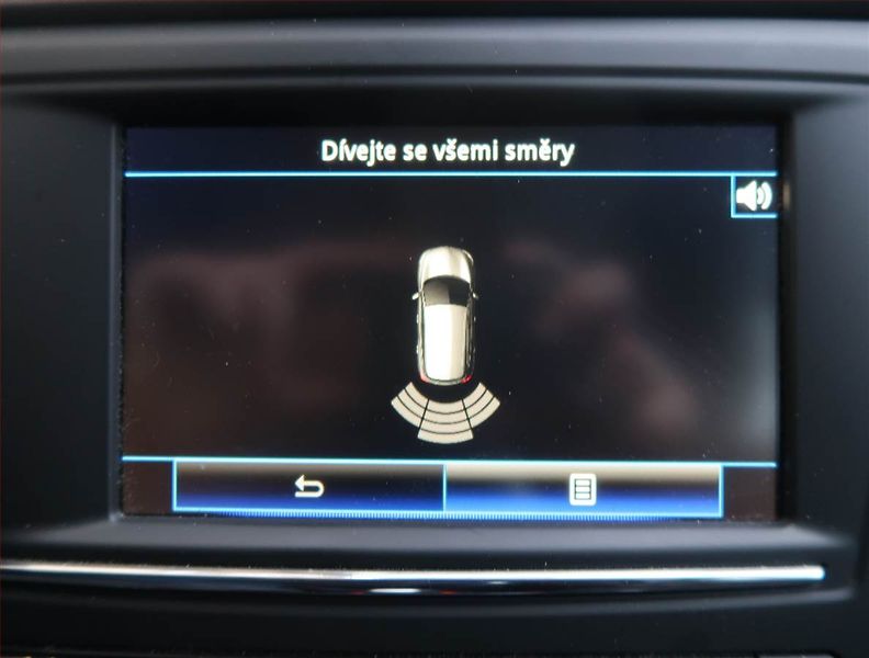 Renault Kadjar (2017) 1.2 TCe, Automat, ČR,1.maj - fotka 19 z 20