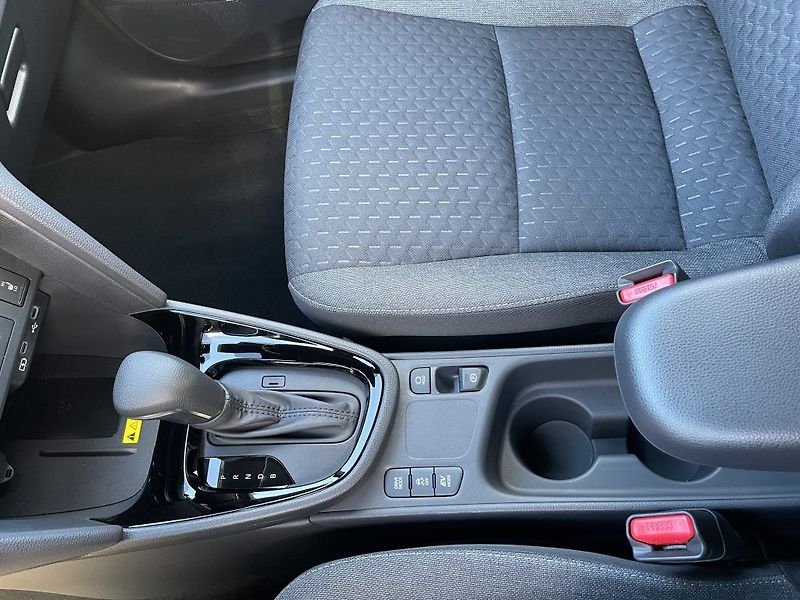 Toyota Yaris Cross 1.5 Hybrid 130k ODBĚR IHNED - fotka 20 z 27