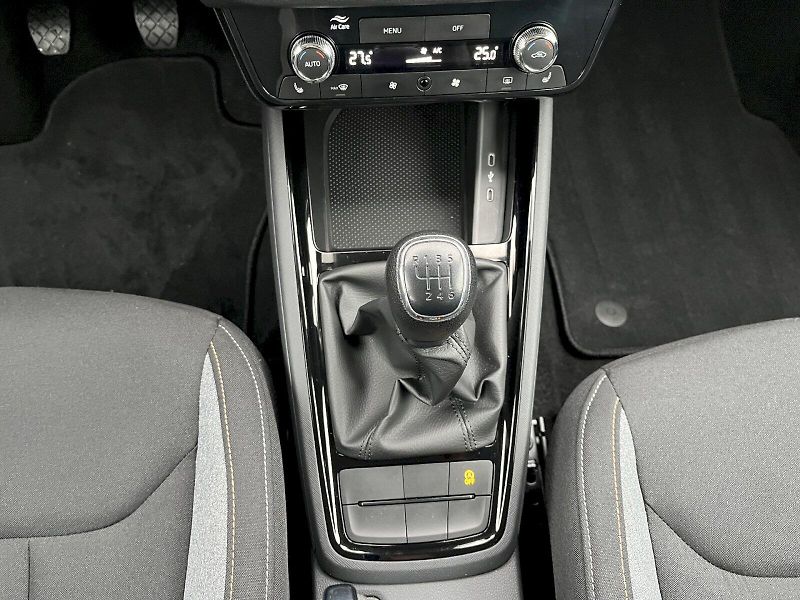 Škoda Kamiq (2024) 1,0TSI 85KW SELECTION - fotka 22 z 23