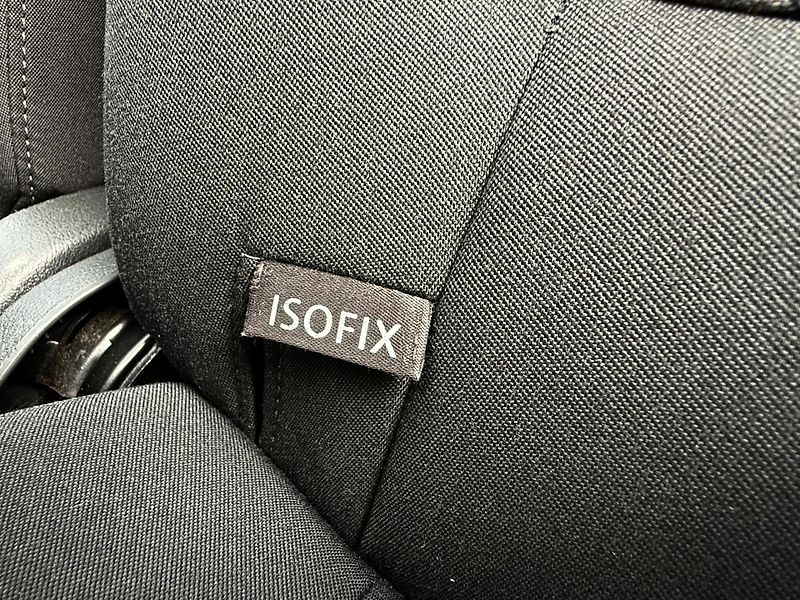 Volkswagen Sharan 2,0 TDI Panorama Automat DSG - fotka 27 z 41