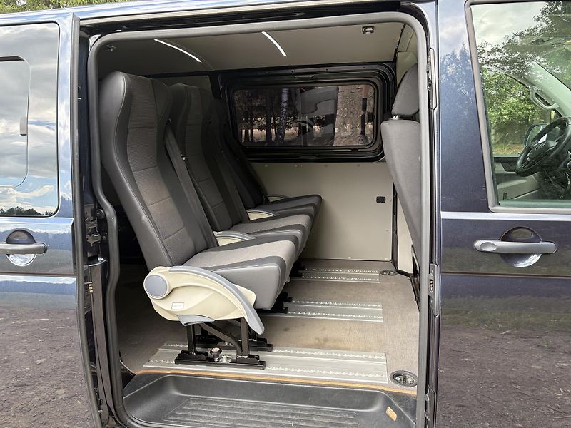 Volkswagen Transporter (2019) VW Transporter T6 Long 5míst  - fotka 5 z 7