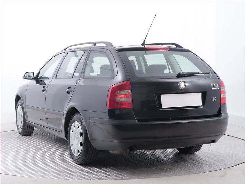 Škoda Octavia (2008) Ambiente 1.6, Eko.zaplacen - fotka 4 z 14