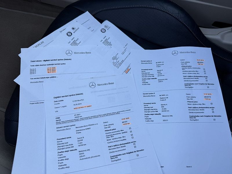 Mercedes-Benz Třídy E (2015) 250d Ad.LED Harman/Kardon - fotka 28 z 50