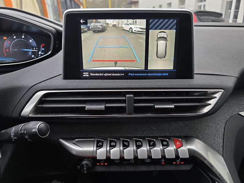 Peugeot 5008 1,5 HDI ALLURE 7-MÍST NAVI DPH - fotka 17 z 46
