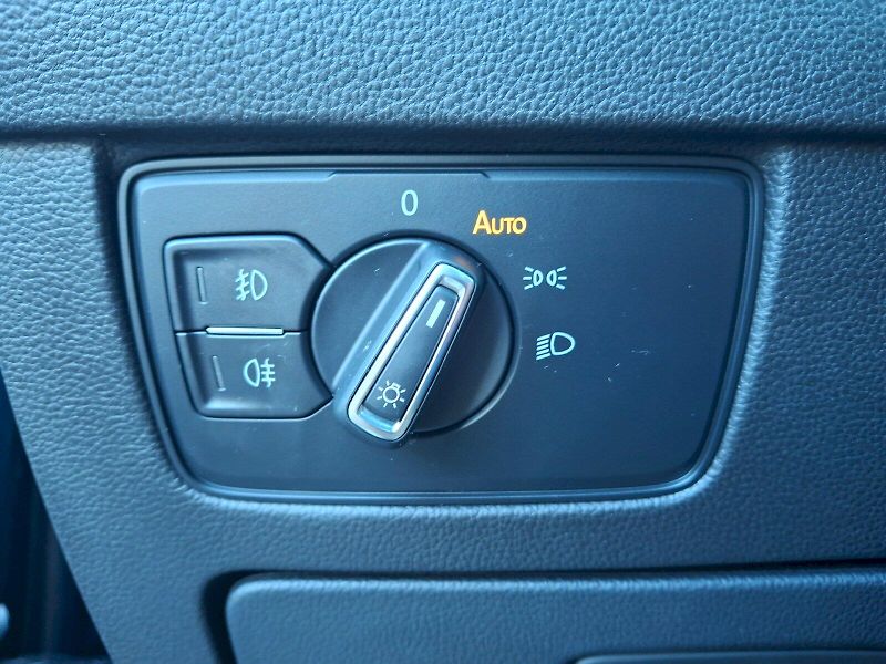 Volkswagen Passat (2023) Variant Elegance DSG 2,0TDi 11 - fotka 29 z 35