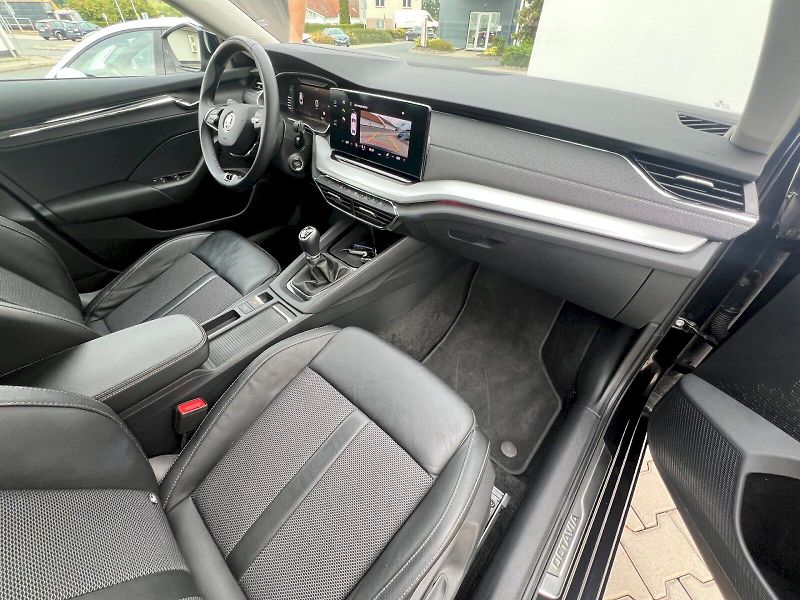 Škoda Octavia (2024) Style 1.5 TSI 110 kW 6°manuáln - fotka 20 z 34