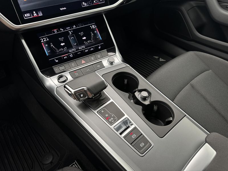 Audi A7 2.0*45Tfsi*195kw* - fotka 23 z 38
