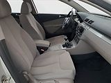 Volkswagen Passat (2009) 1.6 TDI, po STK, slušný stav - náhled 9