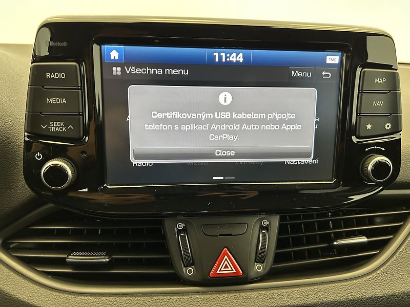 Hyundai i30 1.6 CRDI Style - fotka 10 z 24