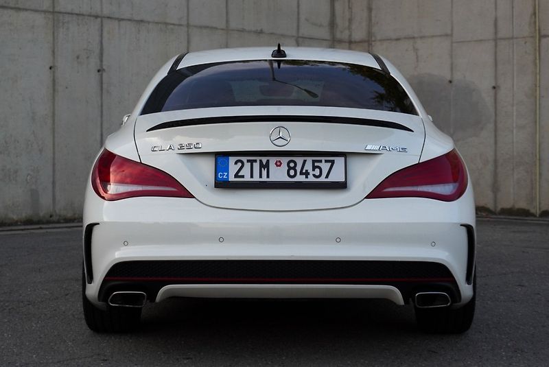 Mercedes-Benz CLA 250 160kW AMG - fotka 28 z 31