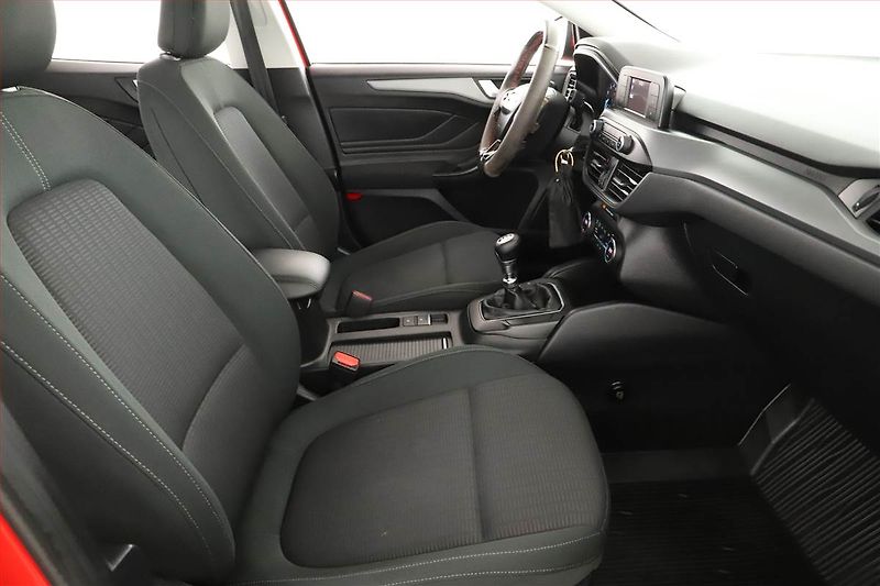 Ford Focus (2019) 1.0 EcoBoost, ČR,1.maj - fotka 7 z 13