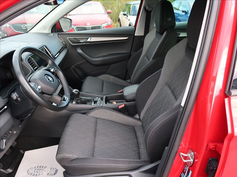 Škoda Karoq 2,0 TDi,1majČR,Style,Serv.,DPH - fotka 12 z 26