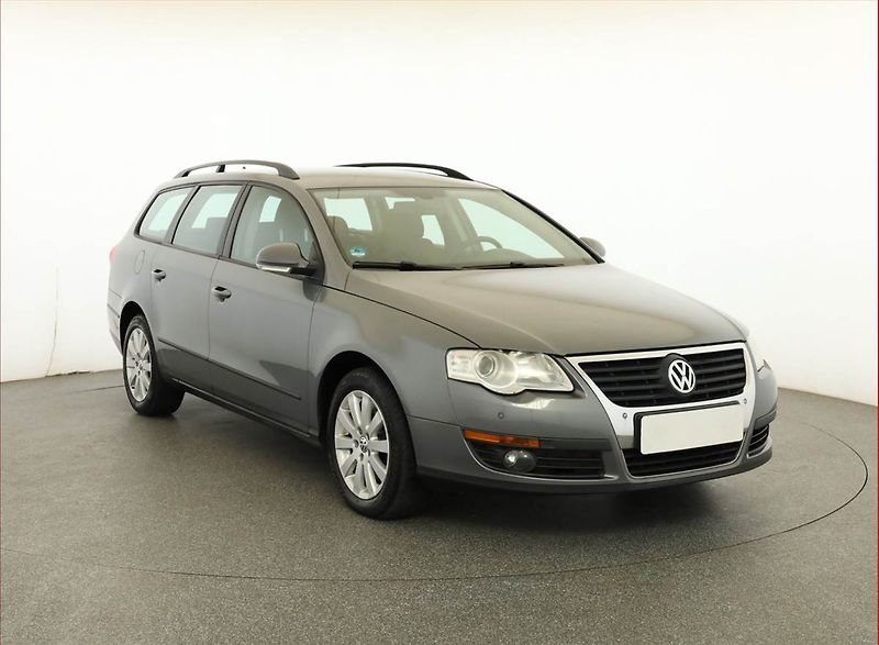Volkswagen Passat (2007) 2.0 TDI, Xenony, Tempomat - fotografie inzerátu