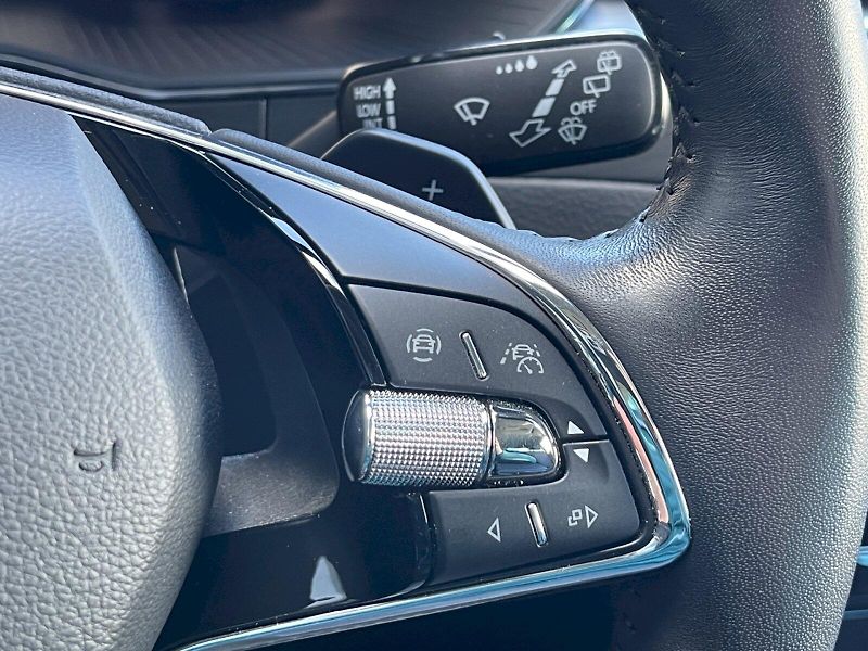 Škoda Superb (2023) 2.0 TDI 110kW DSG Style Plus c - fotka 11 z 35