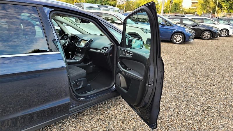 Ford Galaxy 2,0 D,7míst,Titan,navi,xenon, - fotka 8 z 47
