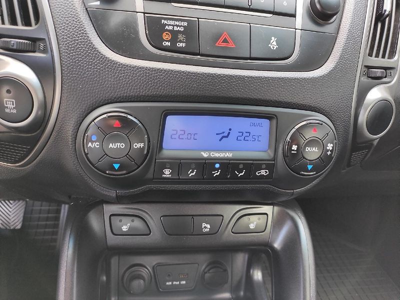 Hyundai ix35 (2014) 1.6i 135k MAN6 TAŽNÉ - fotka 15 z 25