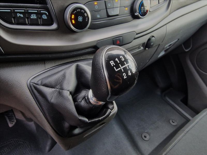Ford Transit Custom 2.0TDCi Trend L1,ČR,1.Majitel - fotka 31 z 45