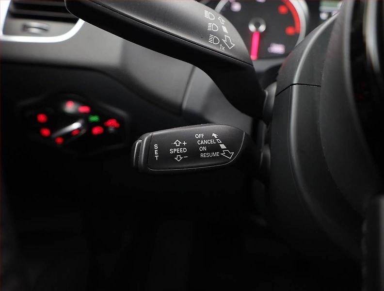 Audi Q5 (2014) 3.0 TDI, Automat, Serv.kniha - fotka 17 z 21