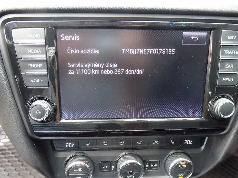 Škoda Octavia 2.0 TDI 110 kW NAVIGACE - fotka 17 z 18