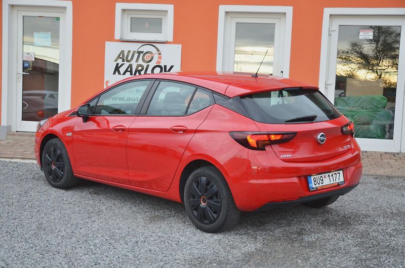 Opel Astra (2016) 1.0T 77kW Enjoy / ČR /61.900km - fotka 4 z 34