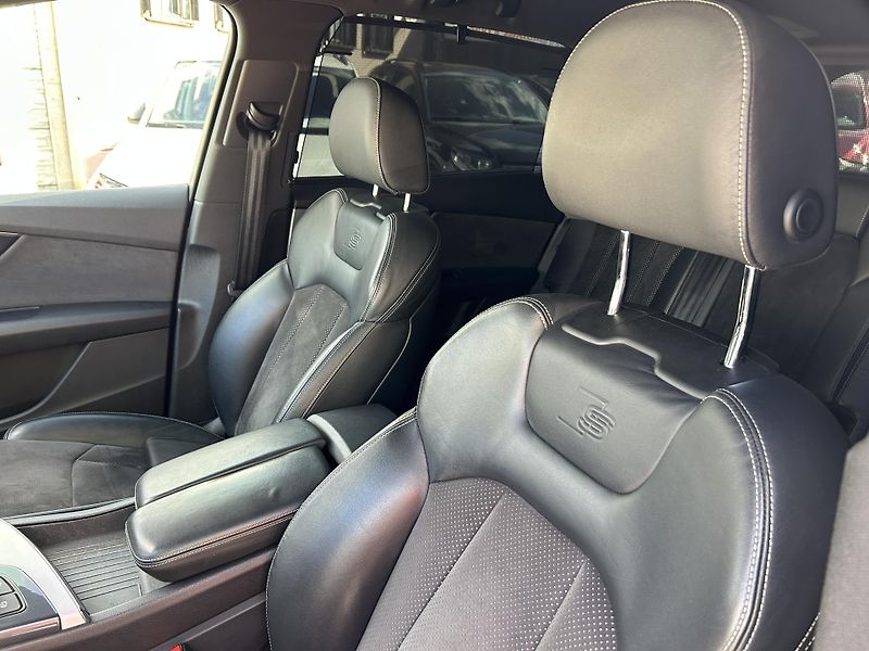 Audi Q7 (2019) 5.0 TDi 210KW S-LINE M- HYBRID - fotka 12 z 27
