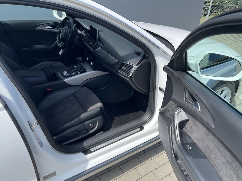 Audi A6 Allroad (2013) 3.0 BiTDi 230KW QUATTRO - fotka 33 z 41