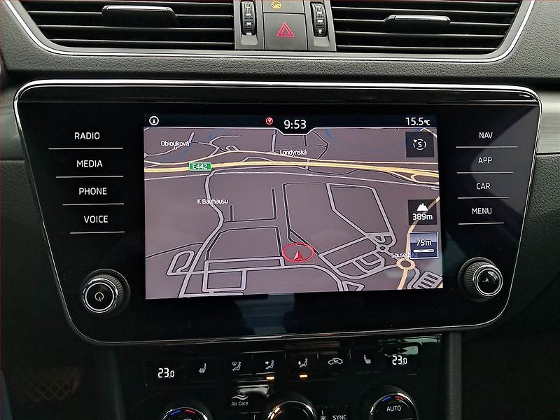 Škoda Superb (2019) 2.0 TDI, Automat, Serv.kniha - fotka 13 z 21