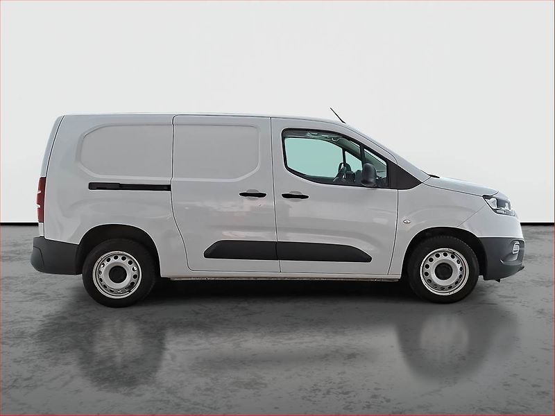 Toyota ProAce City (2024) Maxi 1.5 D4-D, ČR - fotka 6 z 17