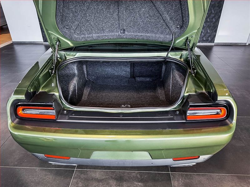 Dodge Challenger (2024) 6.4 SRT 392 - fotka 10 z 23