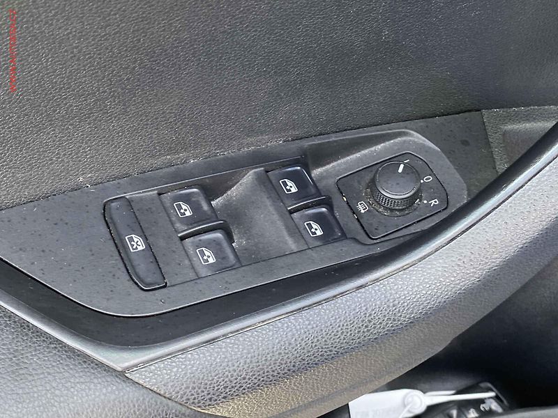 Škoda Karoq (2019) 1.0 TSi, ČR, Ambition - fotka 11 z 16